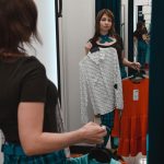 Muss man neue Kleidung waschen, bevor man sie zum ersten